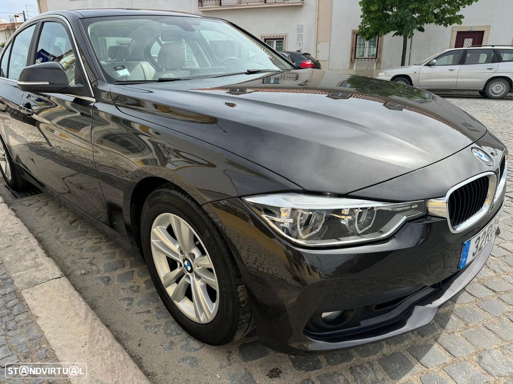 BMW 320 d EfficientDynamics - 2