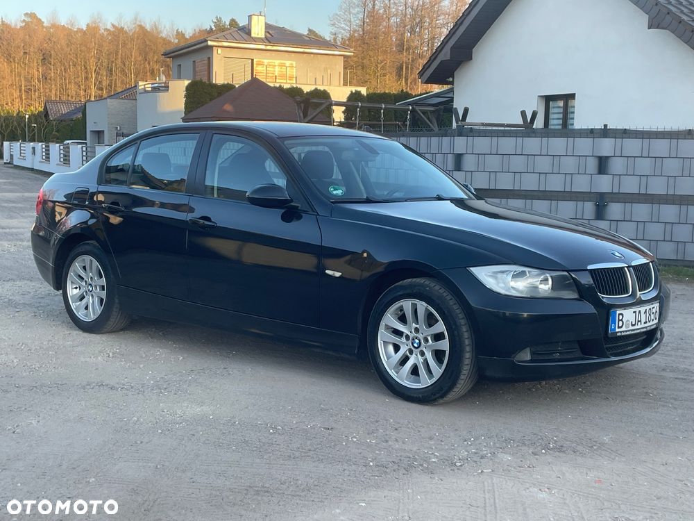 BMW Seria 3 318i Edition Exclusive - 3