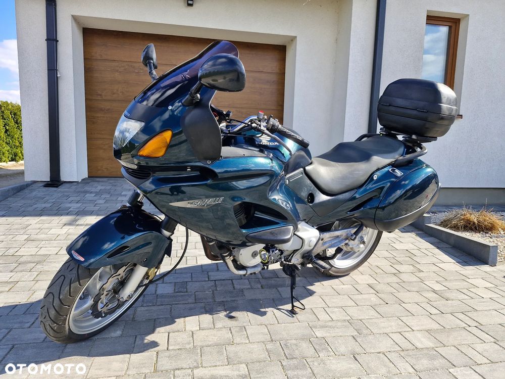 Honda NT - 15