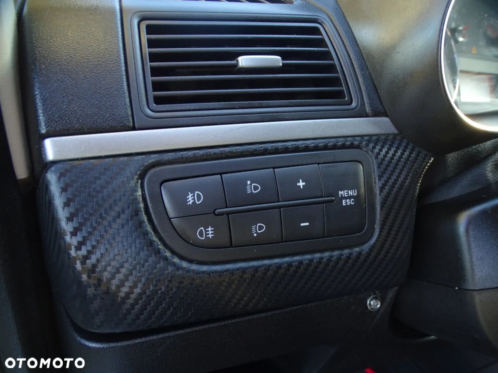 Fiat Grande Punto - 23