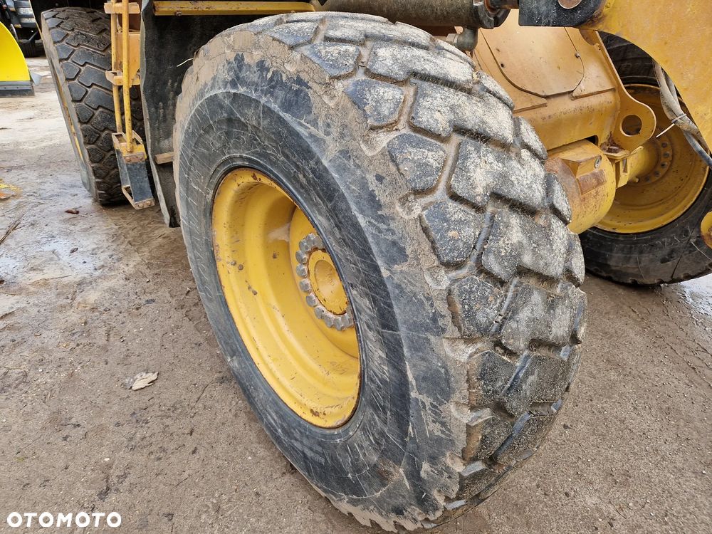 Caterpillar 928h - 31