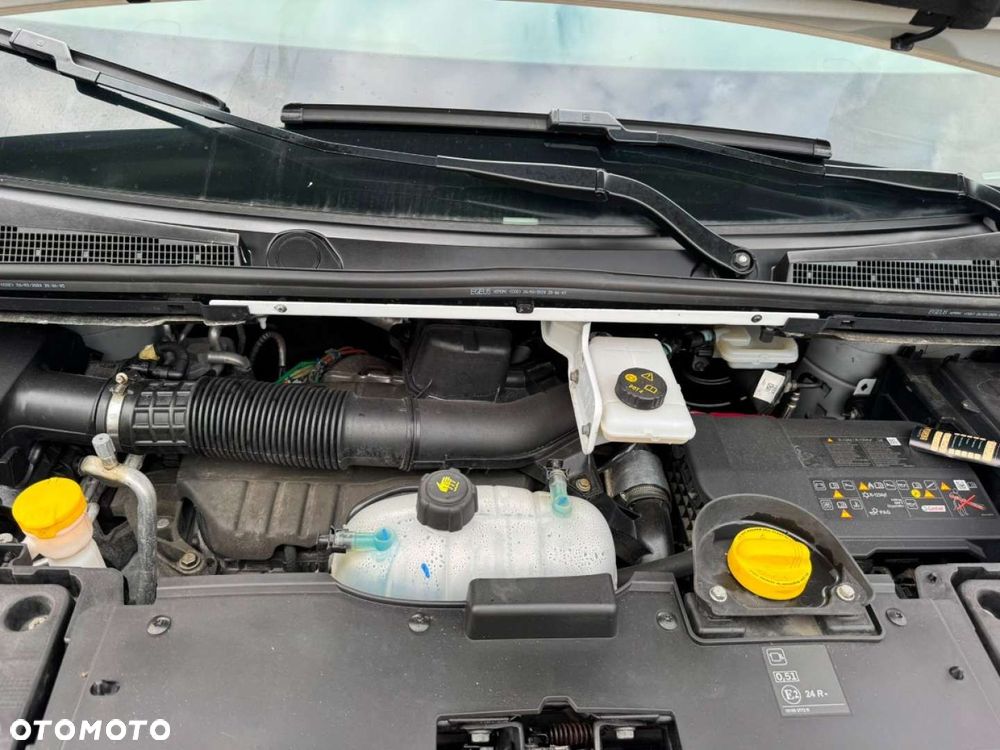 Renault Trafic - 21