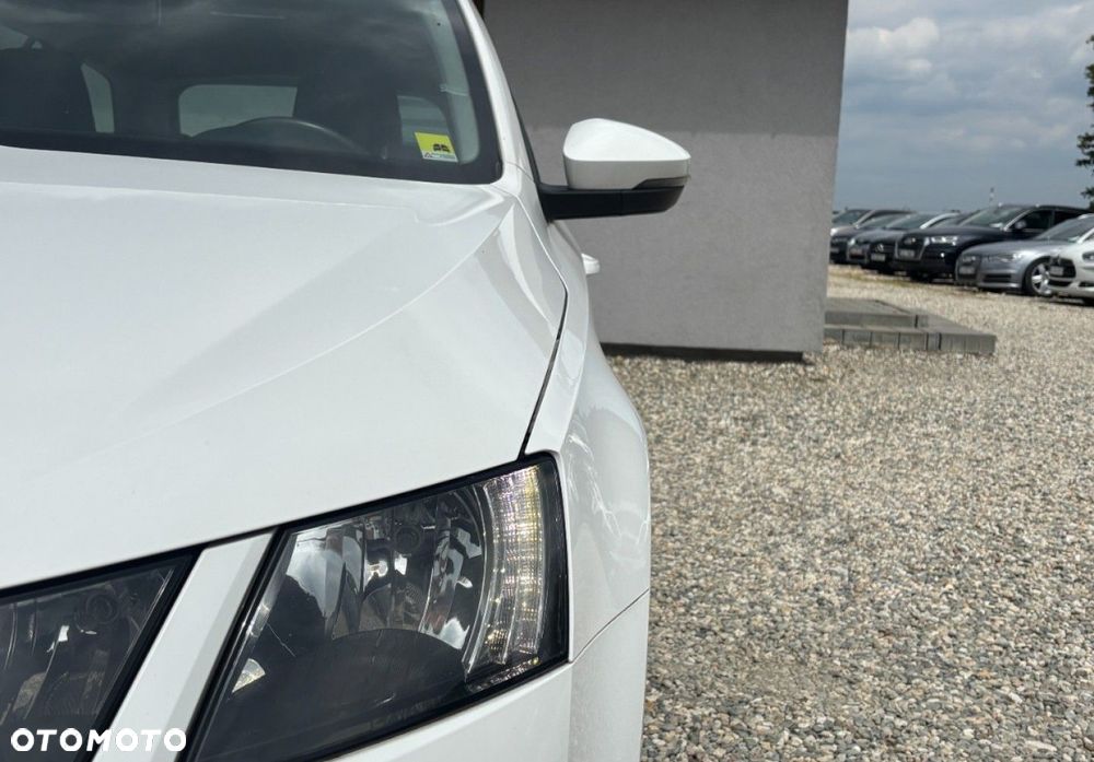 Skoda Octavia - 10