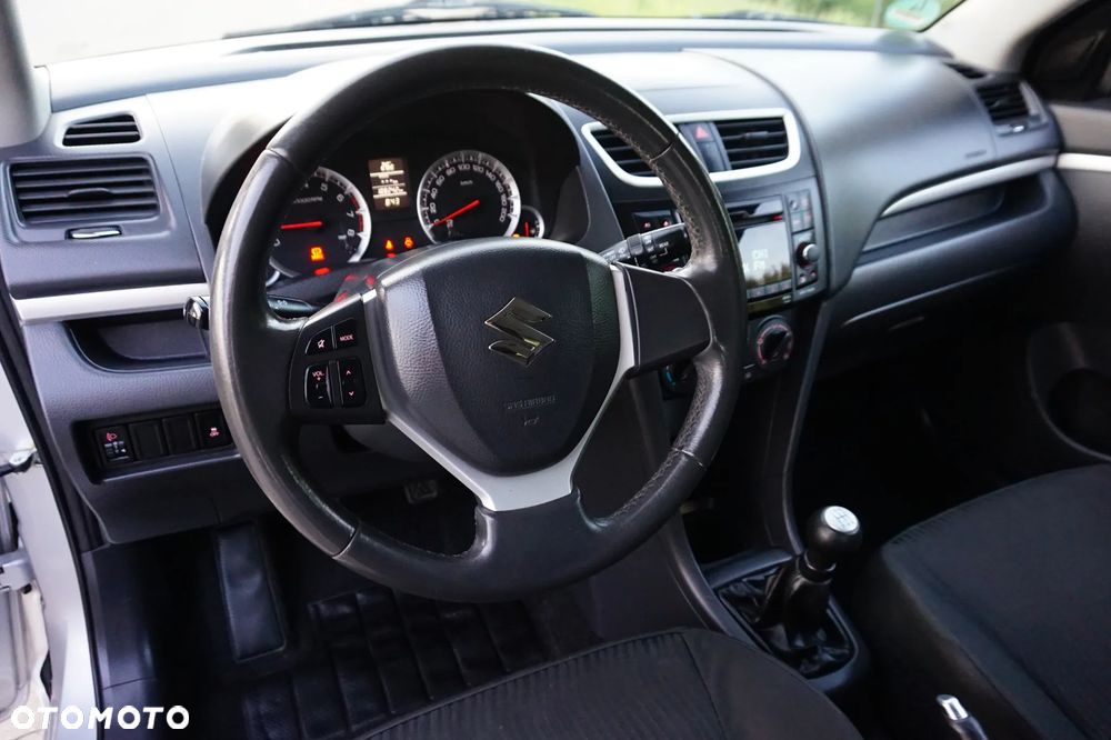 Suzuki Swift - 28