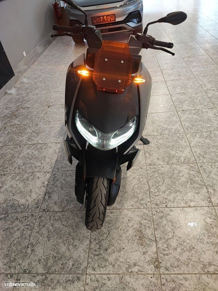 BMW CE 04 PRO - 4