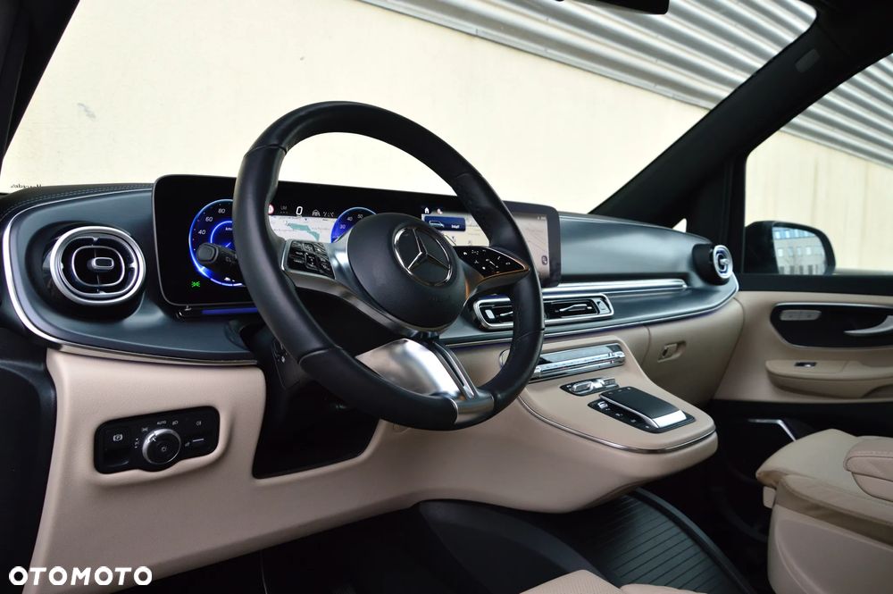 Mercedes-Benz EQV 300 90kWh - 17