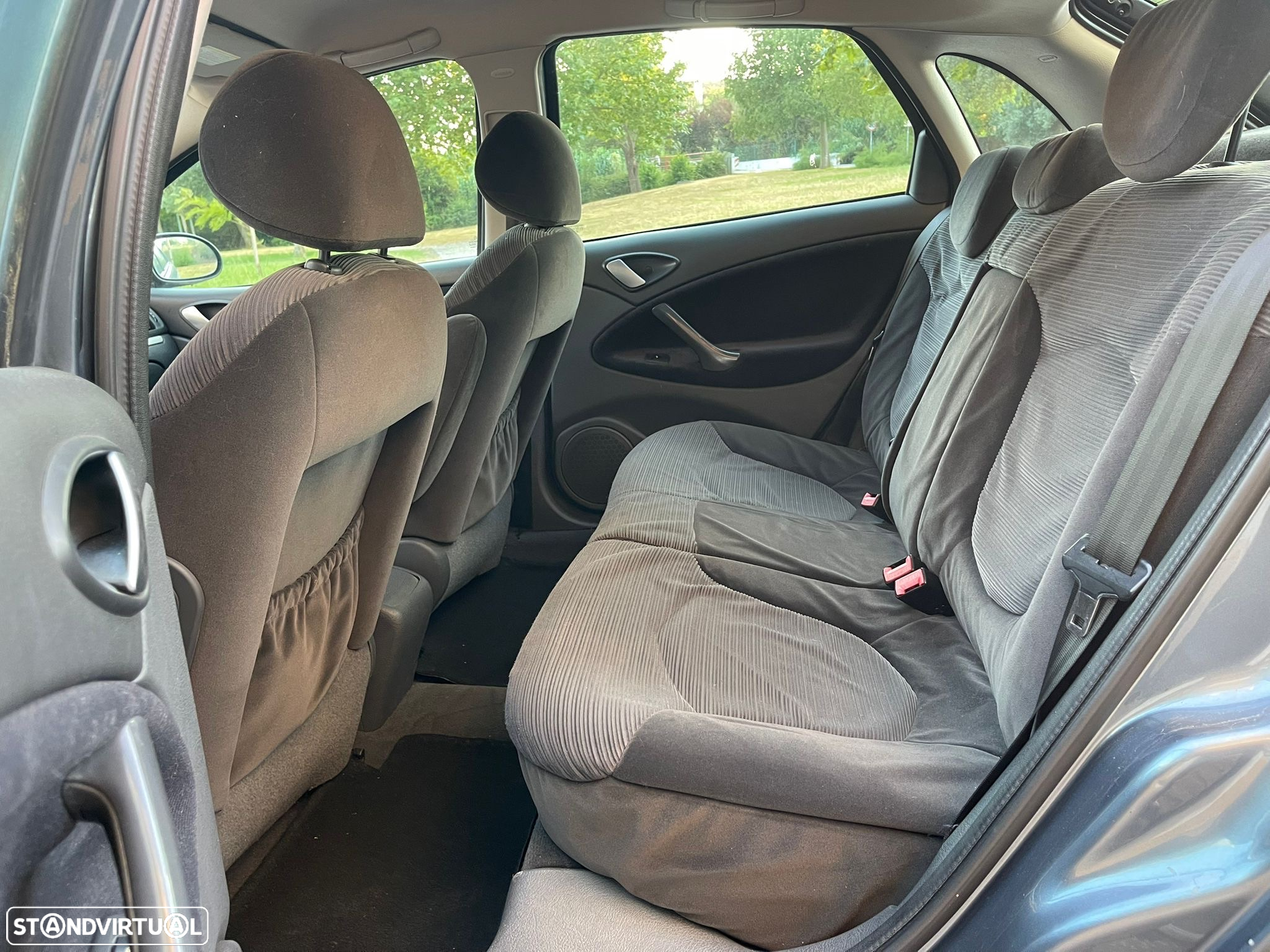 Citroën C5 1.6 HDi Exclusive - 11
