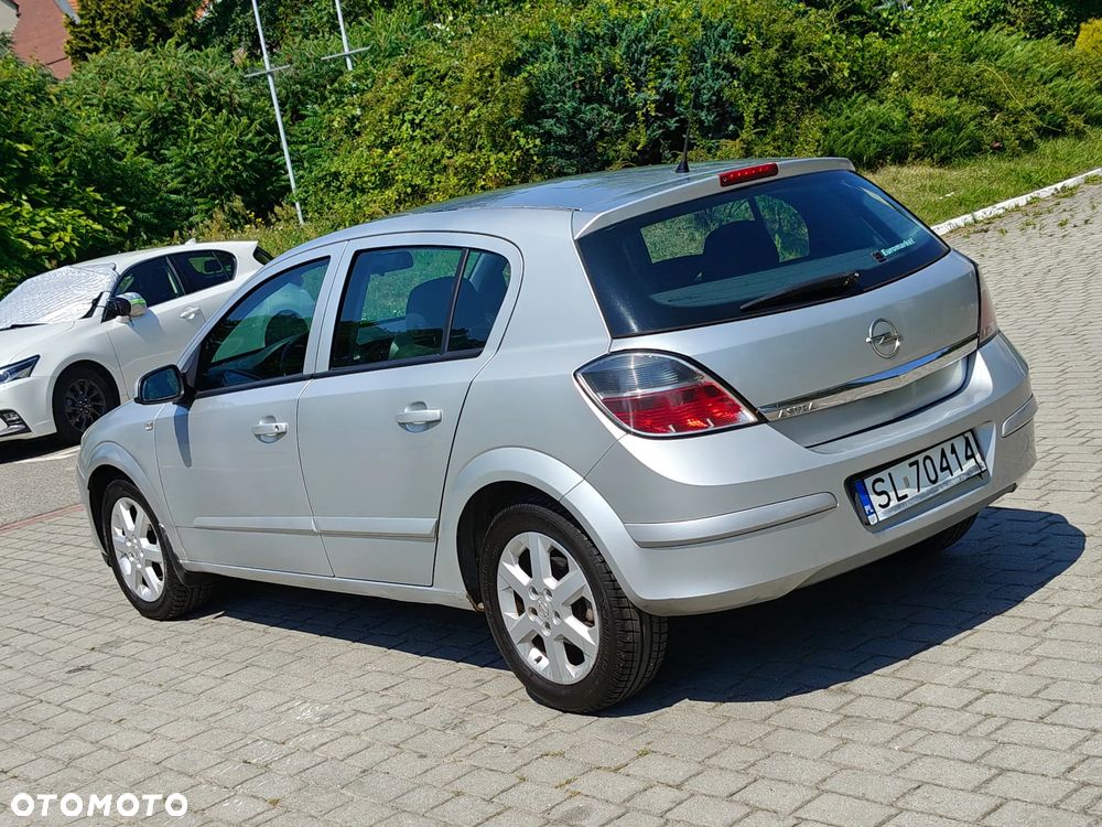 Opel Astra 1.8 Comfort - 14