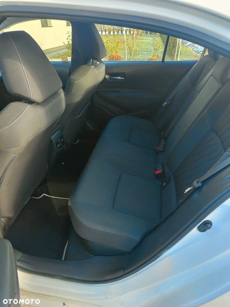 Toyota Corolla 1.8 Hybrid Comfort - 10