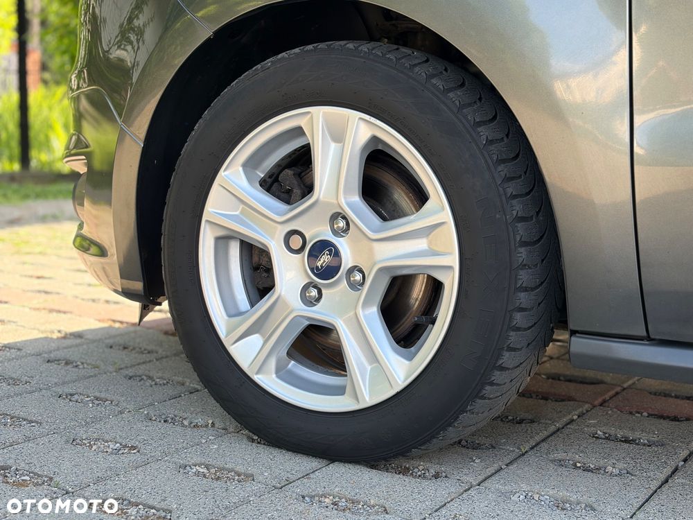 Ford Tourneo Courier 1.5 TDCi Ambiente - 10
