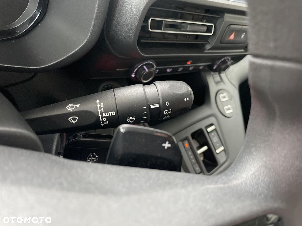 Toyota Proace City Verso Long 1.5 D-4D Business - 22