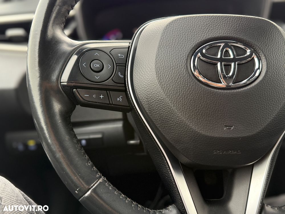 Toyota Corolla 1.8 HSD Dynamic - 6