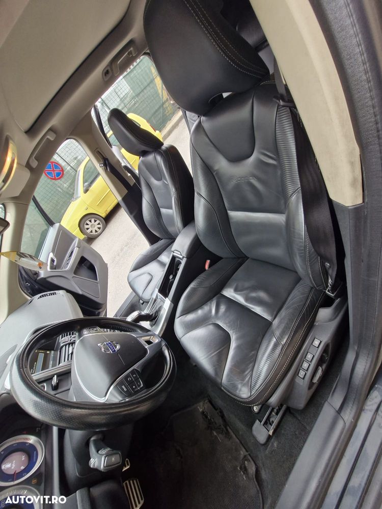 Volvo XC 60 - 12