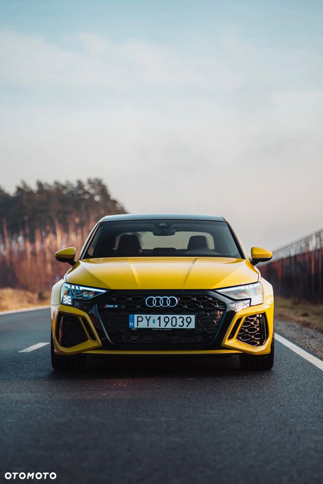 Audi RS3 Limousine - 3