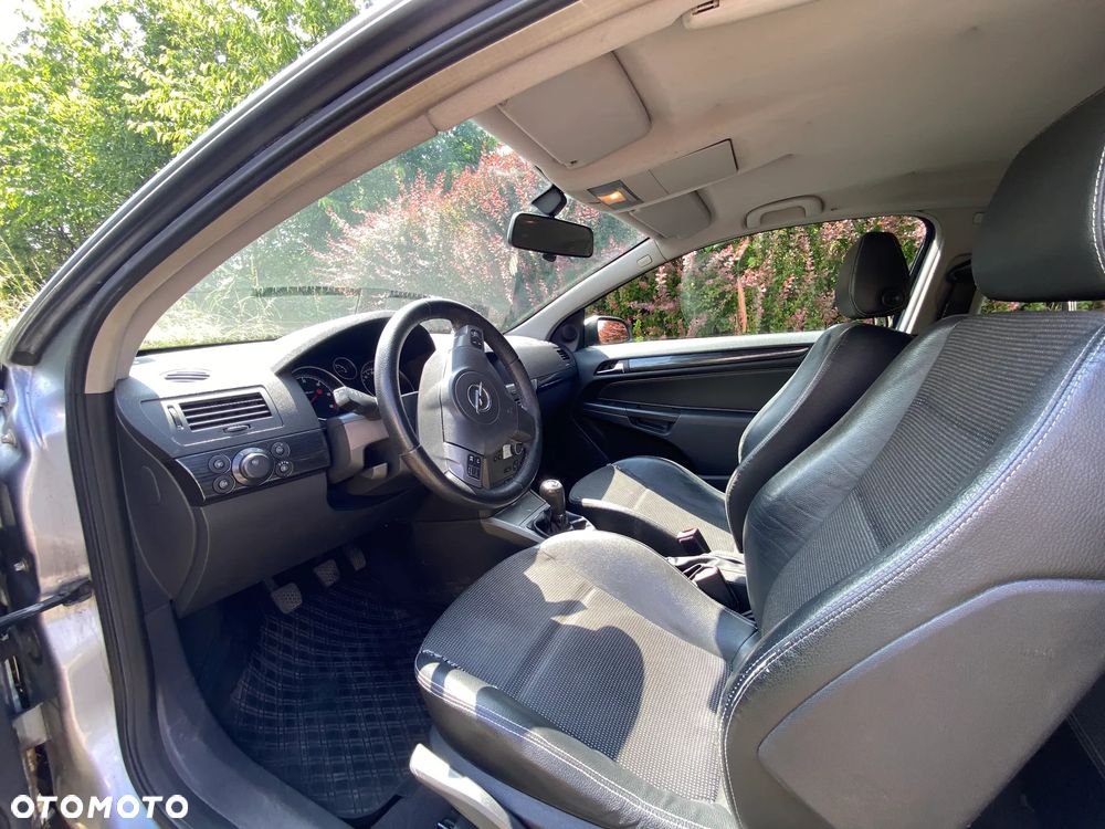 Opel Astra 1.9 CDTI DPF Cosmo - 7