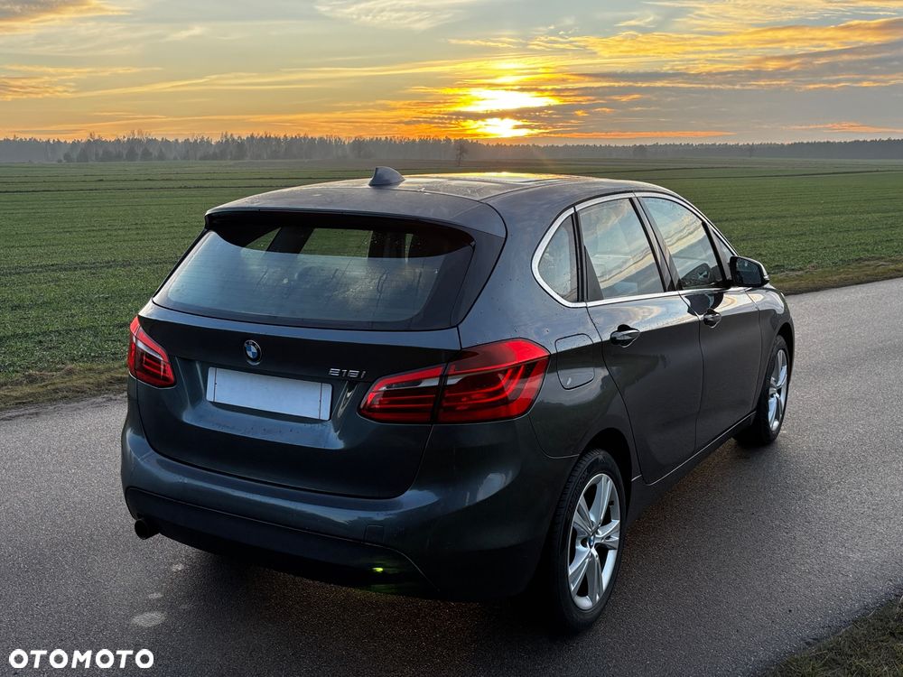 BMW Seria 2 218i Advantage - 9