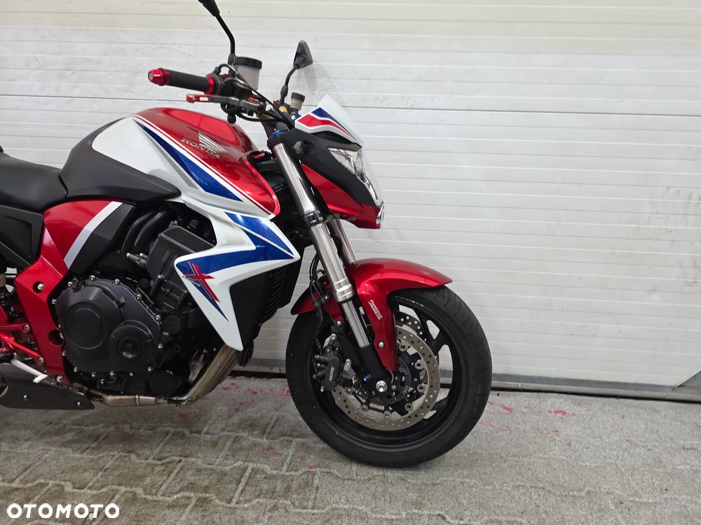 Honda CB - 8