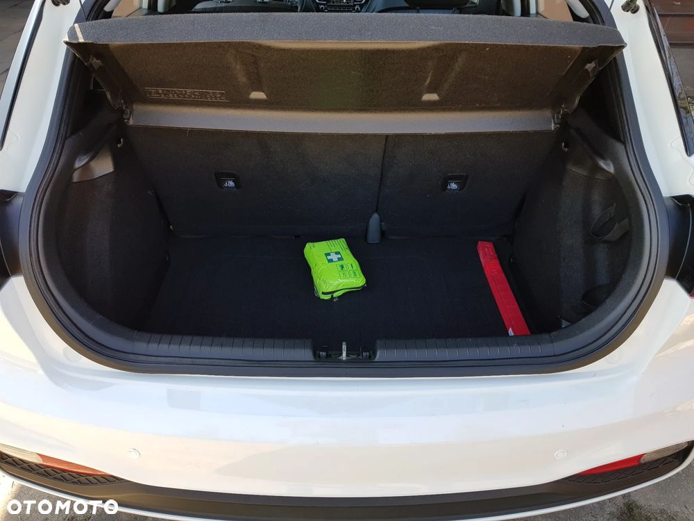 Hyundai i20 blue 1.2 Advantage - 31