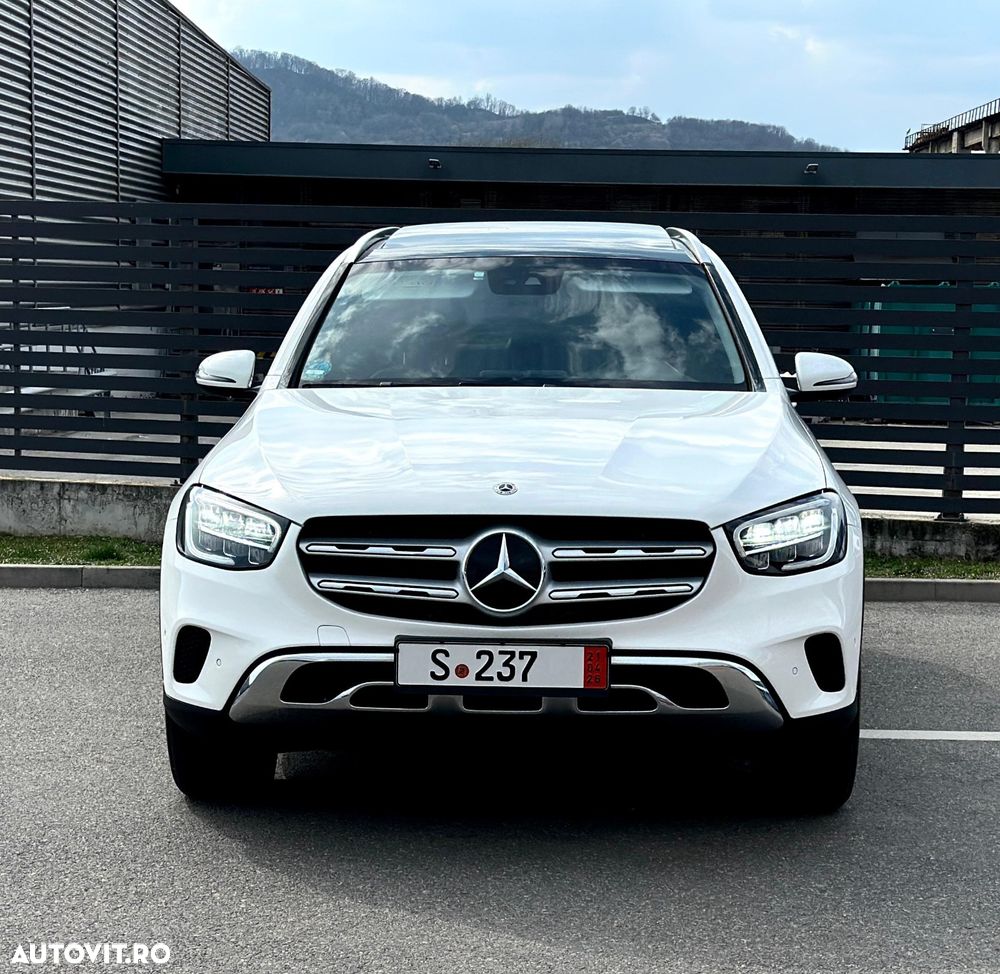 Mercedes-Benz GLC - 13