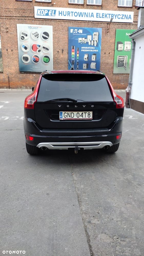 Volvo XC 60 D3 AWD R-Design - 4