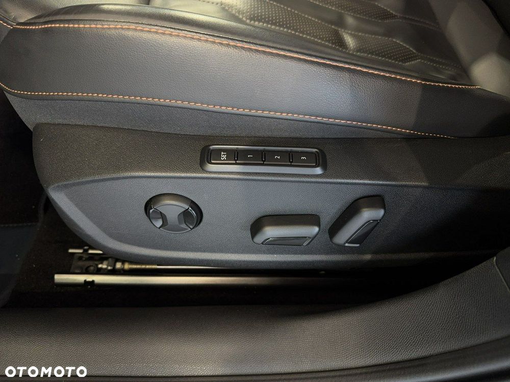 Cupra Leon Sportstourer - 14