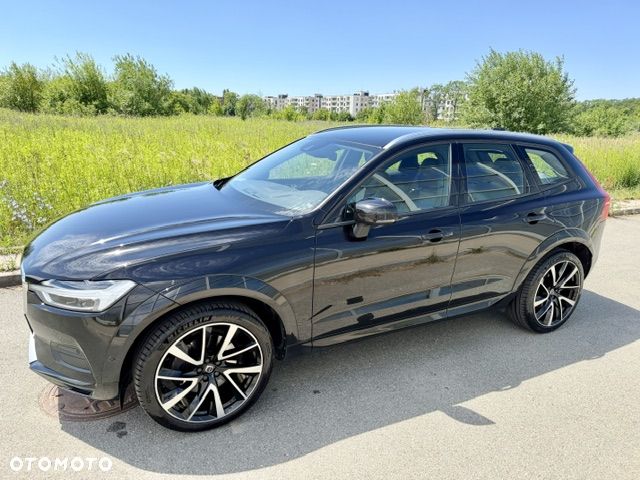 Volvo XC 60 T5 Momentum Pro - 2