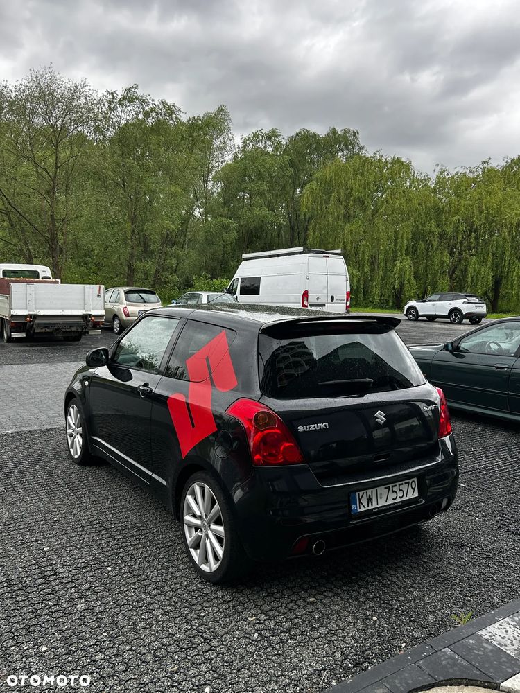 Suzuki Swift - 3
