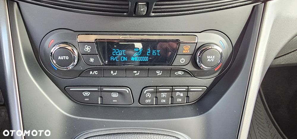 Ford Kuga 1.6 EcoBoost 2x4 SYNC - 19