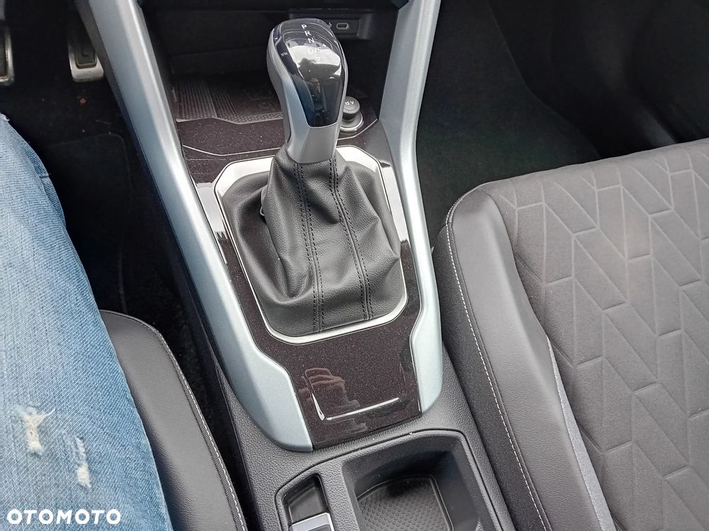 Volkswagen T-Roc 2.0 TDI SCR DSG GOAL - 29