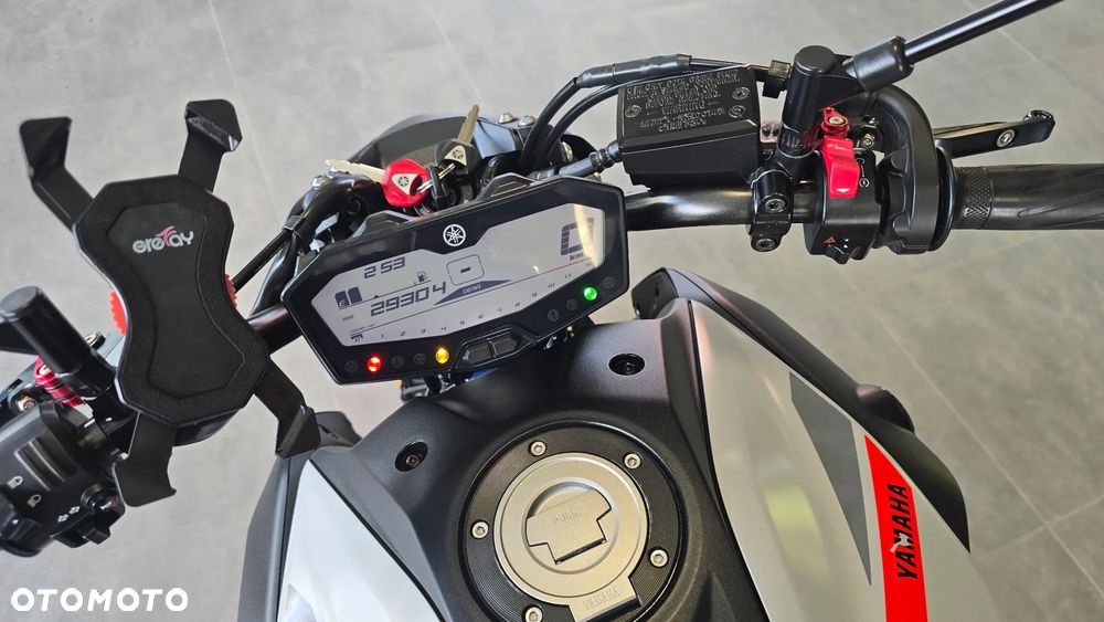 Yamaha MT - 15
