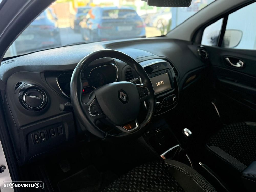 Renault Captur 1.5 dCi Exclusive - 6