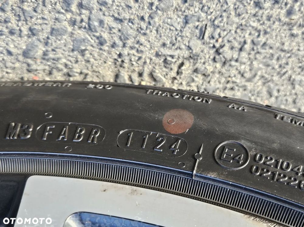 Volvo S60 T4 R-Design - 33