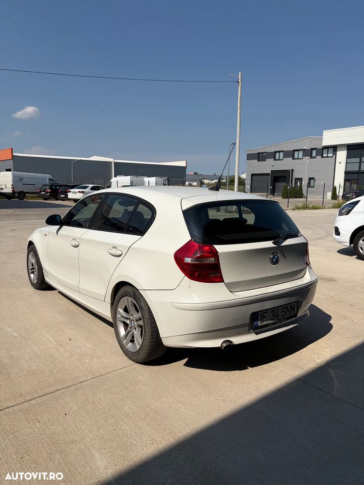 BMW Seria 1 118d - 4