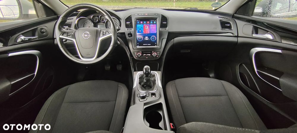 Opel Insignia 1.8 Sport - 25