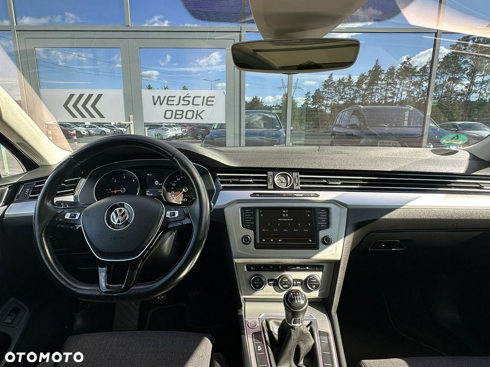 Volkswagen Passat Variant 2.0 TDI BMT Comfortline - 9