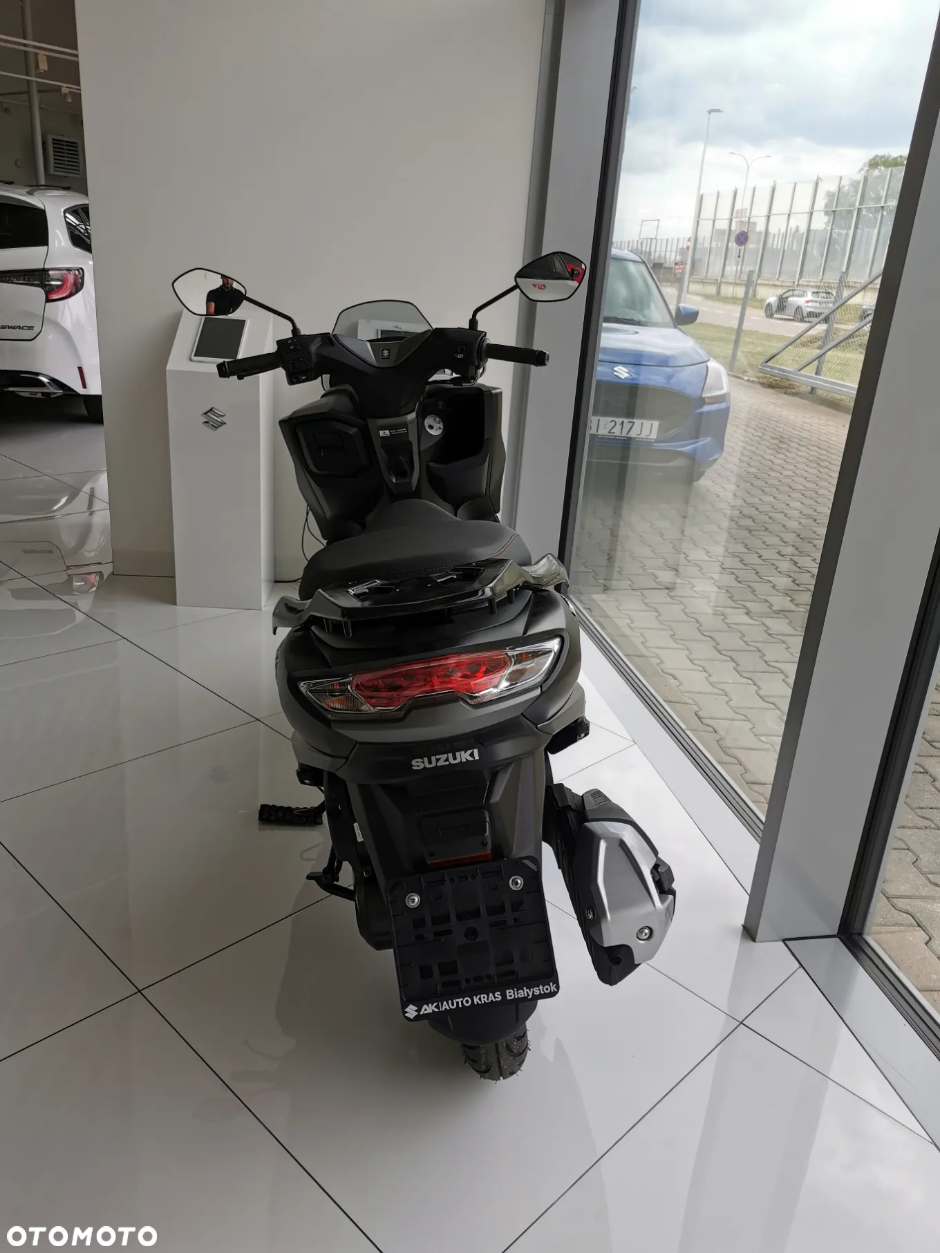 Suzuki Burgman - 5