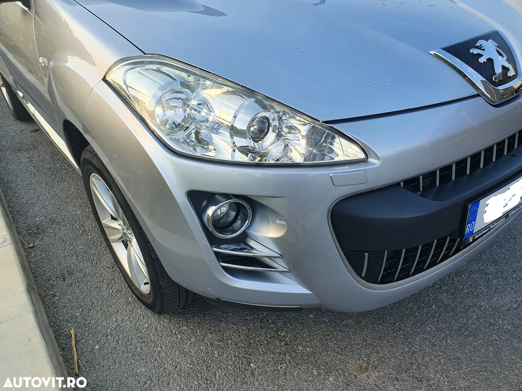 Peugeot 4007 HDI FAP 7-Sitzer Platinum - 12