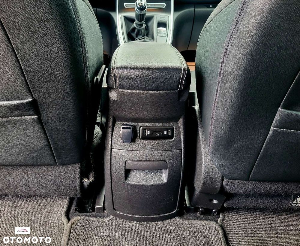 Renault Scenic - 36