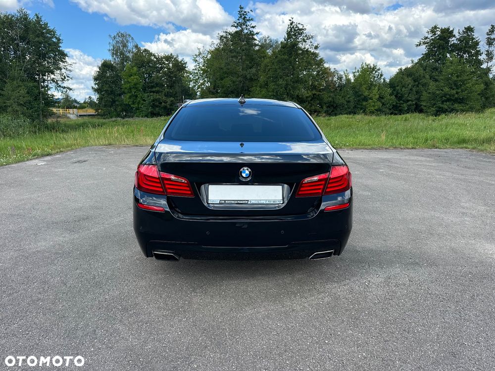 BMW Seria 5 520i Luxury Line - 2