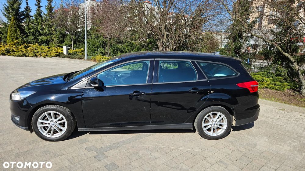 Ford Focus 1.5 TDCi SYNC Edition - 6
