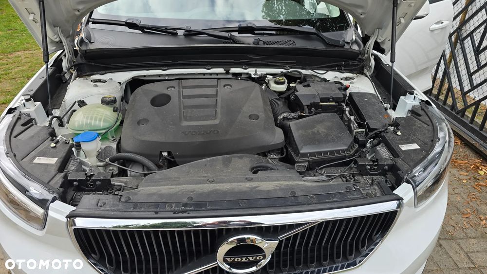 Volvo XC 40 D3 Momentum - 22
