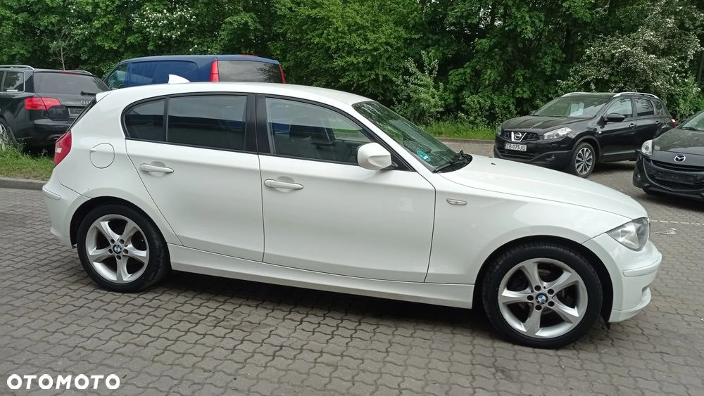 BMW Seria 1 116i - 8