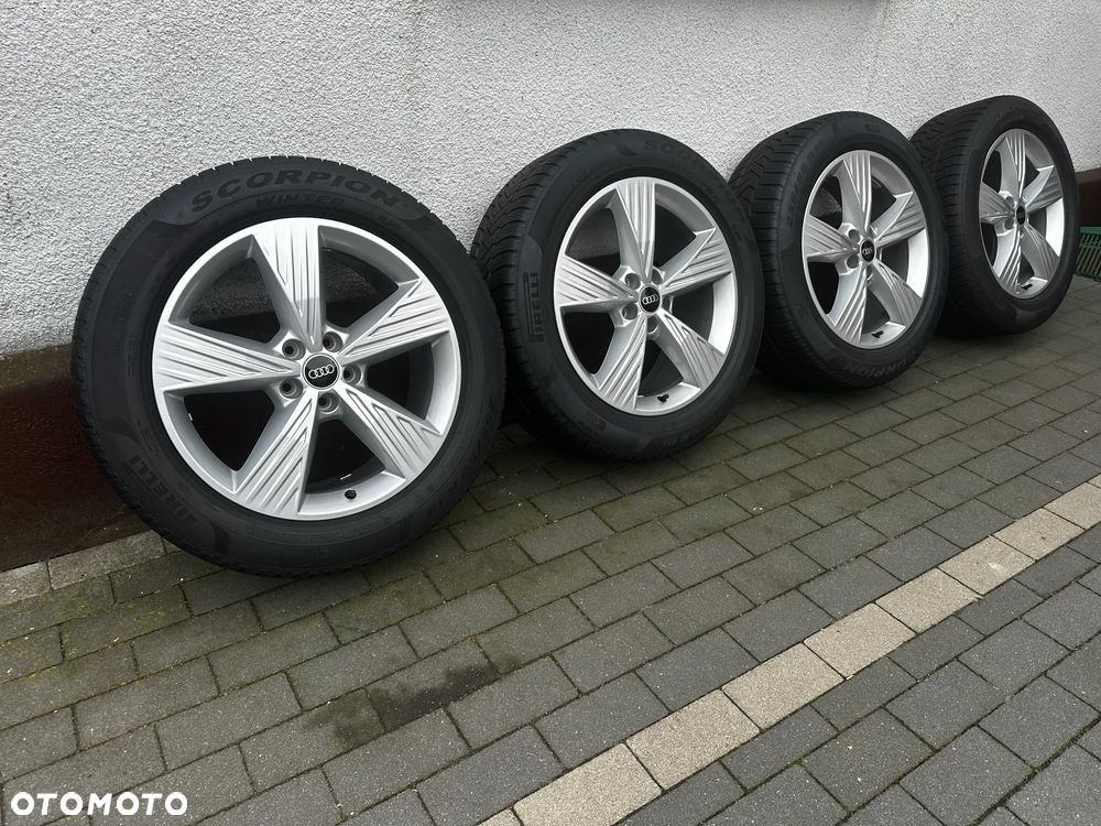 255 50 19 / AUDI Q4 E-Tron / PIRELLI !!! 89A - 1