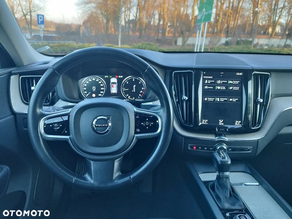 Volvo XC 60 D4 Inscription - 12