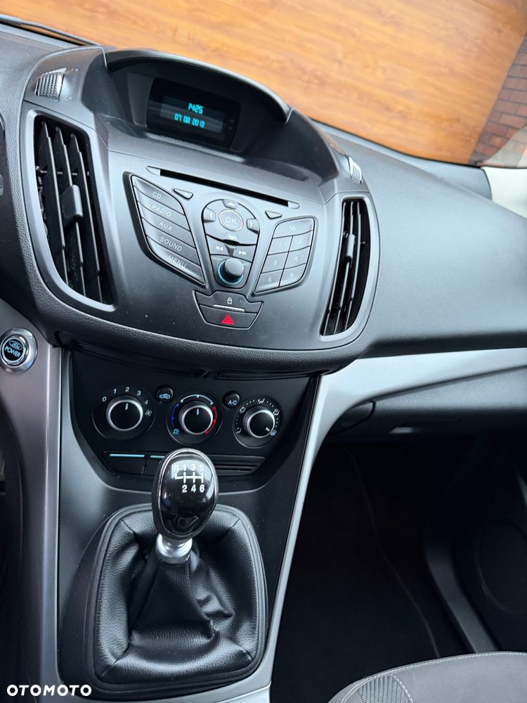 Ford Kuga 2.0 TDCi 4WD Titanium - 17