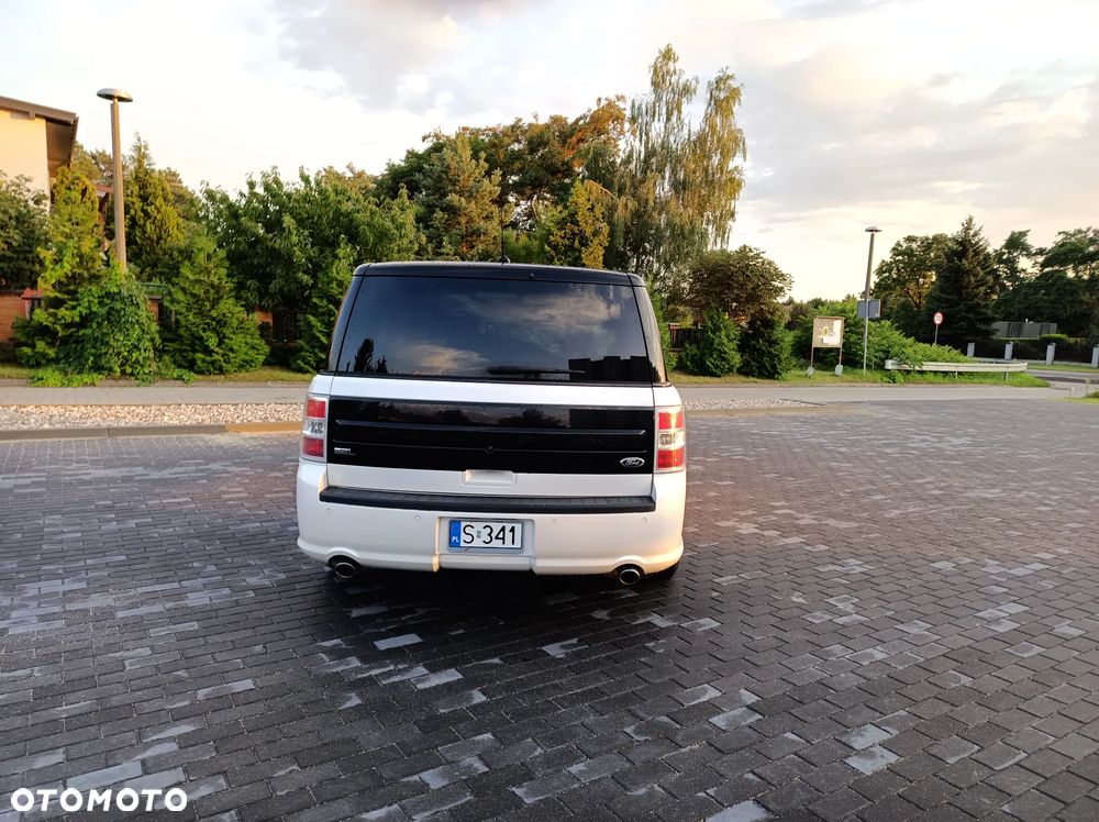Ford Flex - 16