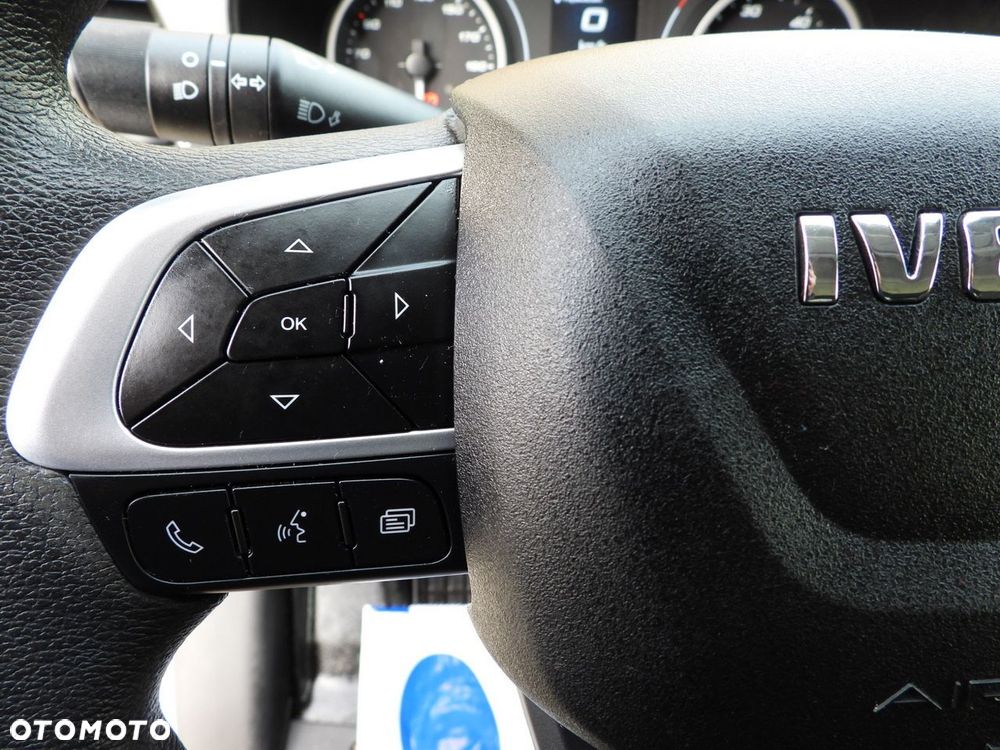 Iveco DAILY 50C16 PLANDEKA 10 PALET TEMPOMAT BLIŹNIACZE KOŁA KLIMATYZACJA  160KM - 32