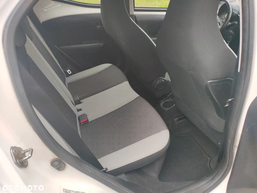 Toyota Aygo - 13