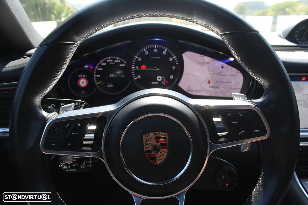 Porsche Panamera Sport Turismo 4 E-Hybrid Platinum Edition - 16