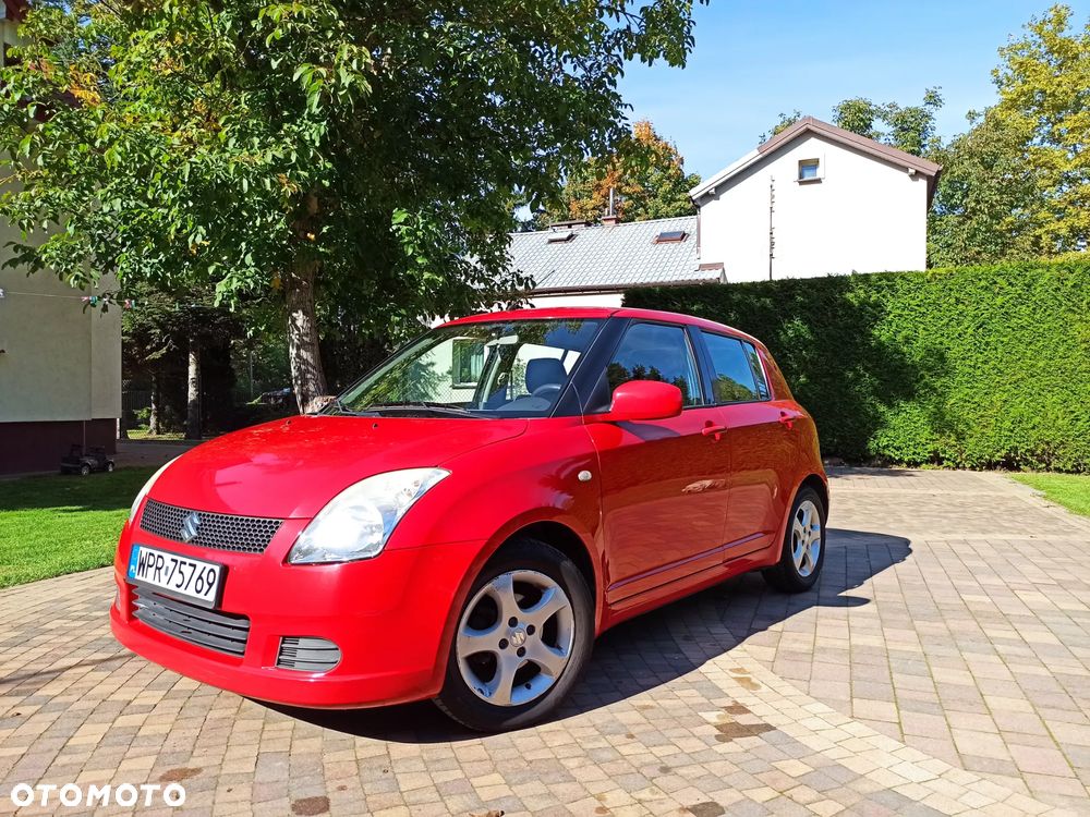 Suzuki Swift - 12